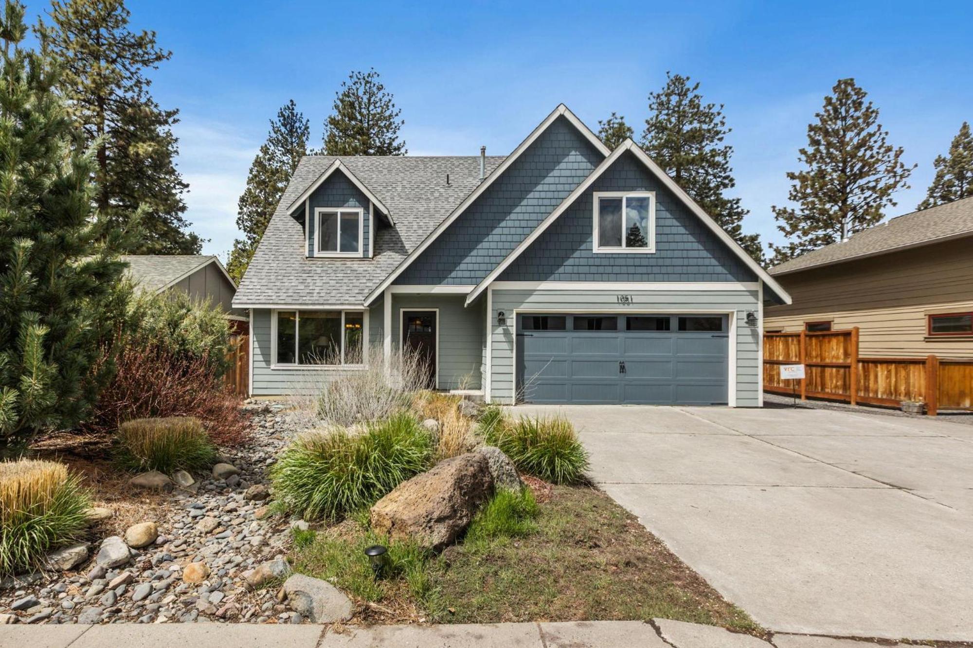 Ye Old Mill Haus Villa Bend Exterior photo